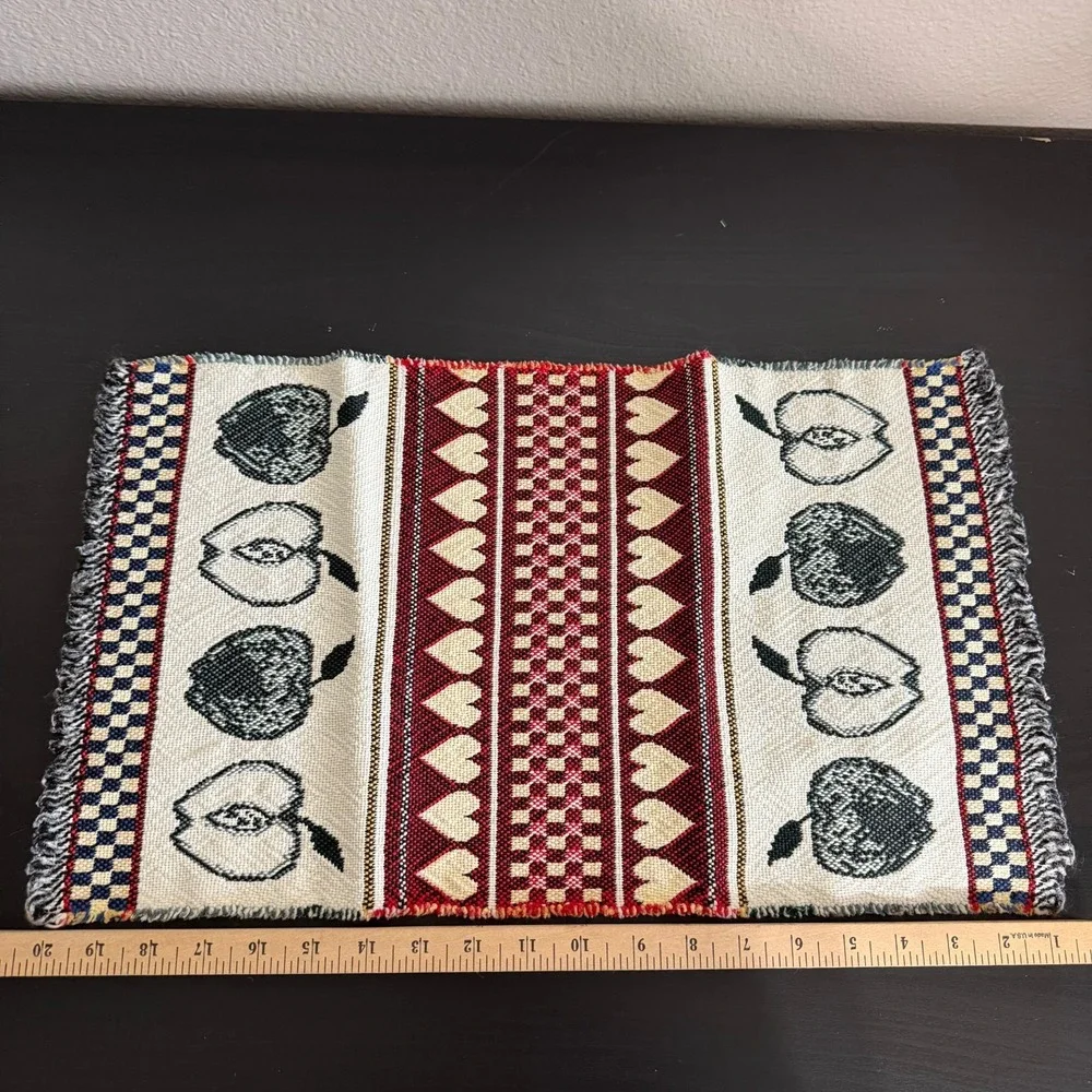 Lot of 4 Apple & Heart Pattern Checkered Fringed Placemats Fall Farmhouse Granny